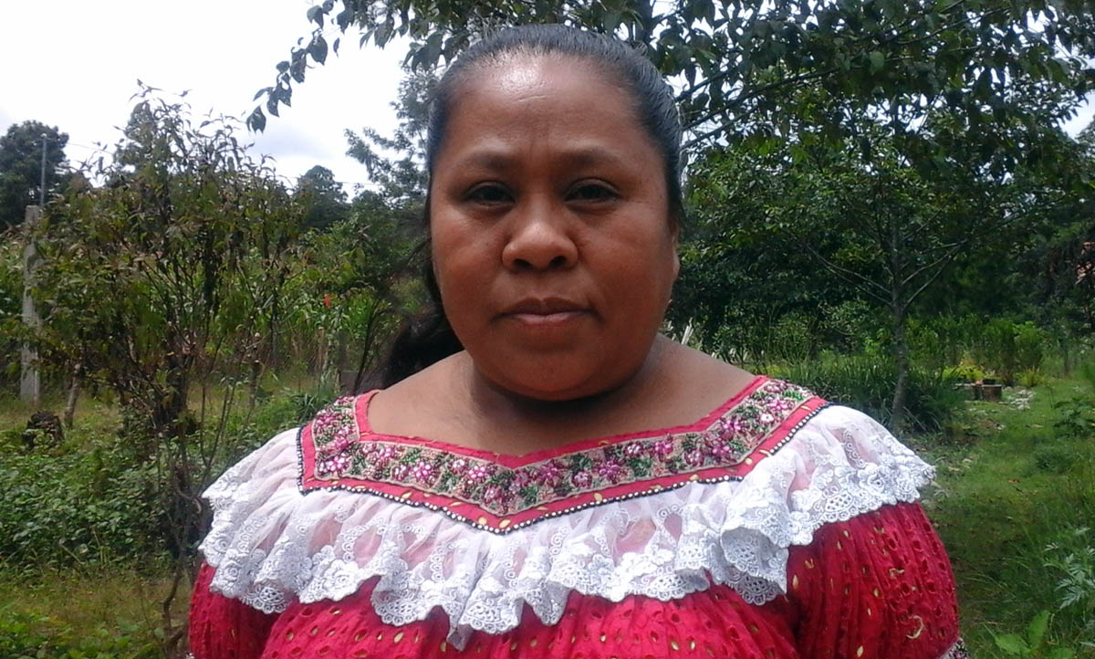 La sage-femme aux pieds nus