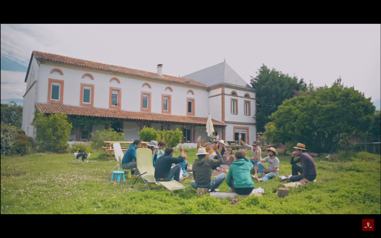 ECOVILLAGES : AUTONOMIE ET INTERDÉPENDANCE