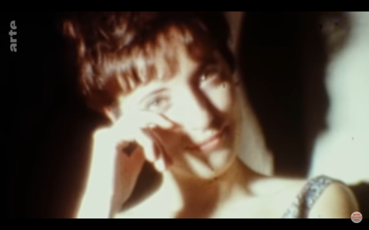 FEMMES AU FOYER, JOURNAL INTIME DES INVISIBLES