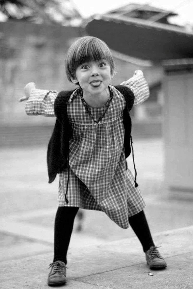 MÉFIEZ-VOUS DES ENFANTS SAGES